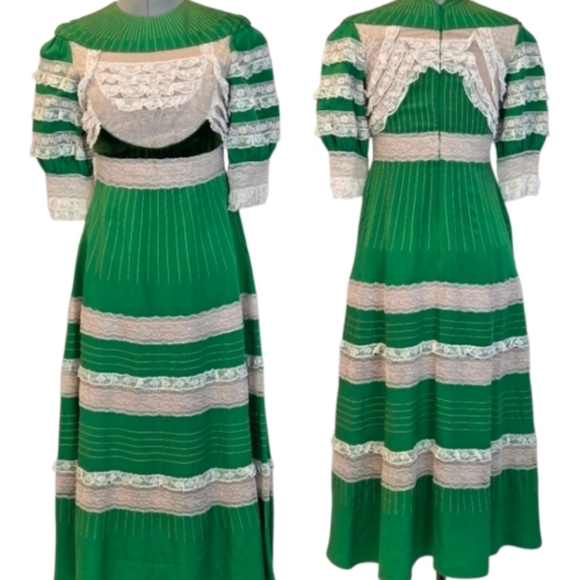 Valentino ruffled tulle and velvet MSRP $8000 silk midi dress, Emerald Green NWT - Picture 4 of 13
